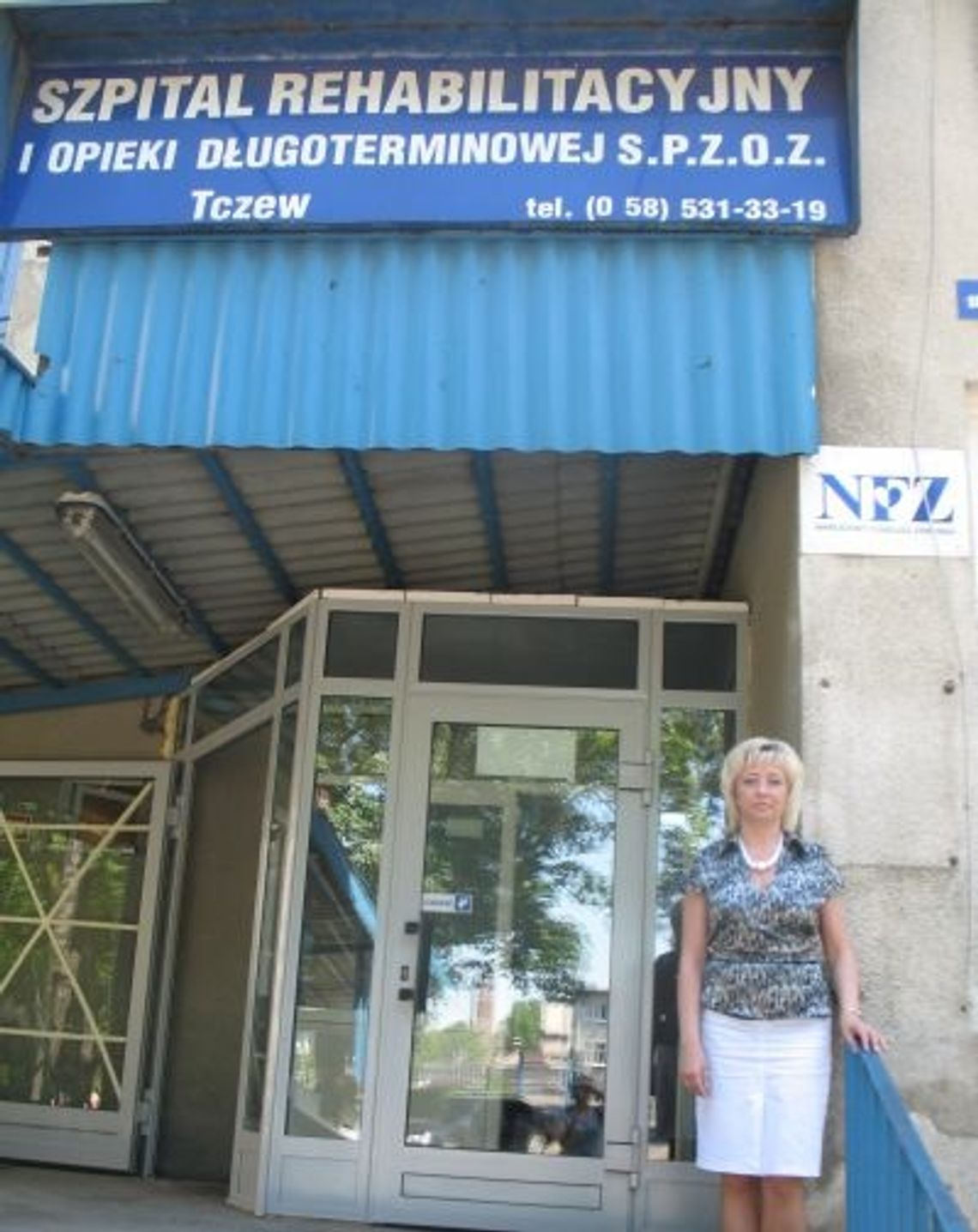 Pieczone prosię na szpitalnym festynie