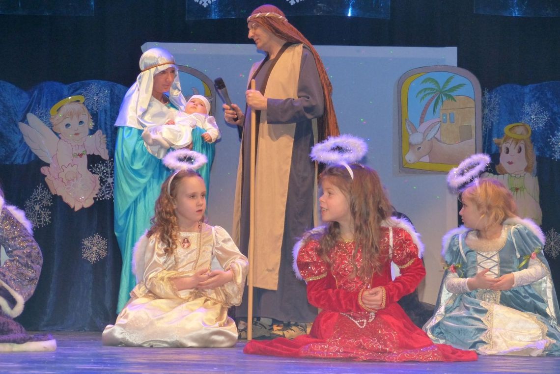 Piękno świąt w CKiS. Widowisko na chwałę Pana! (ZDJĘCIA) Piękno świąt w CKiS. Widowisko na chwałę Pana! (ZDJĘCIA)