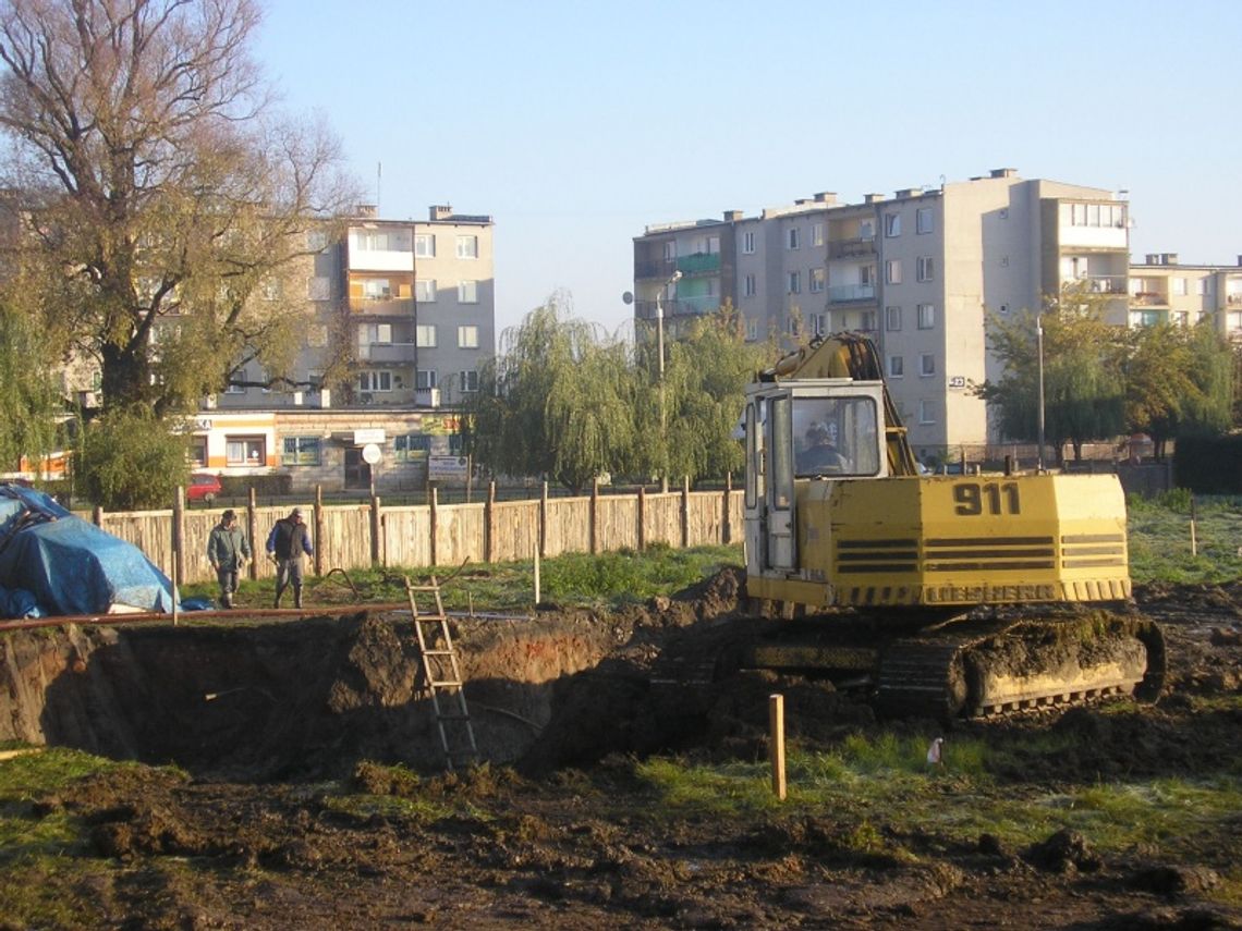 Pierwsza łopata wbita pod kolejną czynszówkę