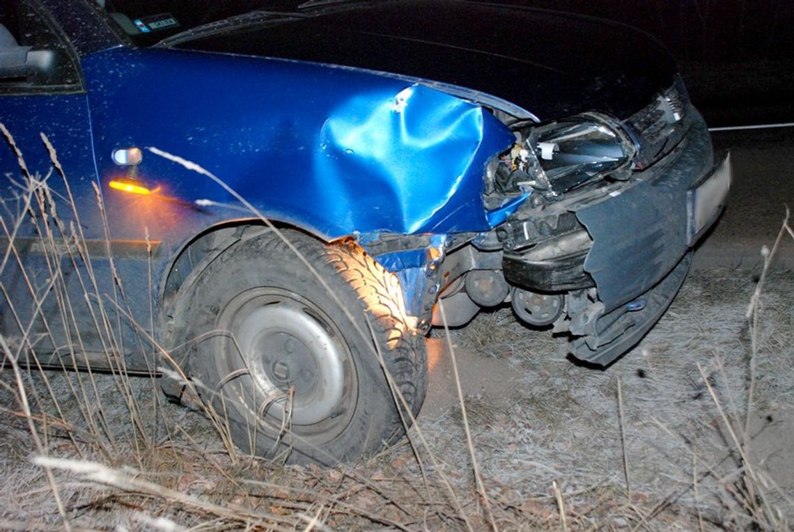 Pieszy szedł prawą stroną jezdni, został śmiertelnie potrącony Pieszy szedł prawą stroną jezdni, został śmiertelnie potrącony