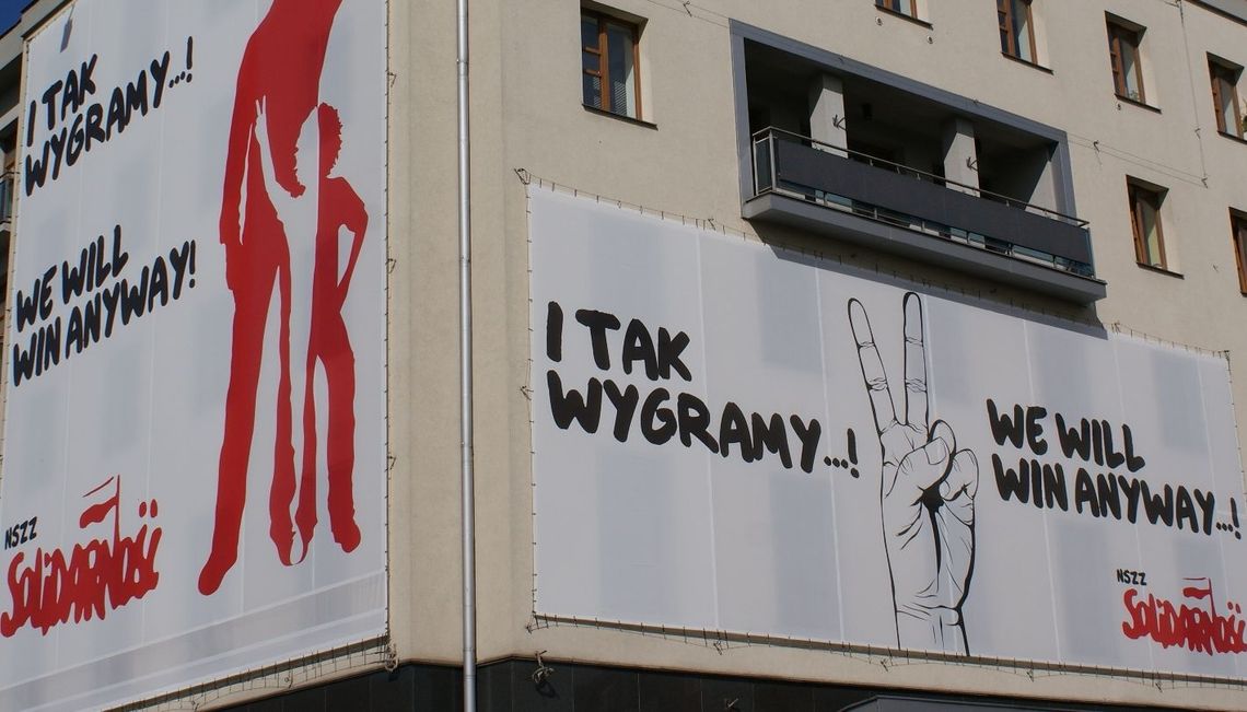 Pikieta pod oknem premiera Tuska. Łamanie praw pracowniczych oraz związkowych w urzędach