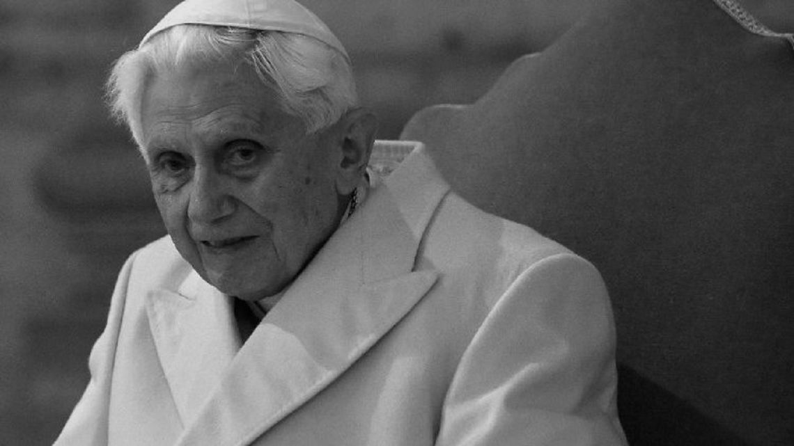 PILNE: Nie żyje Benedykt XVI. Papież miał 95 lat PILNE: Nie żyje Benedykt XVI. Papież miał 95 lat