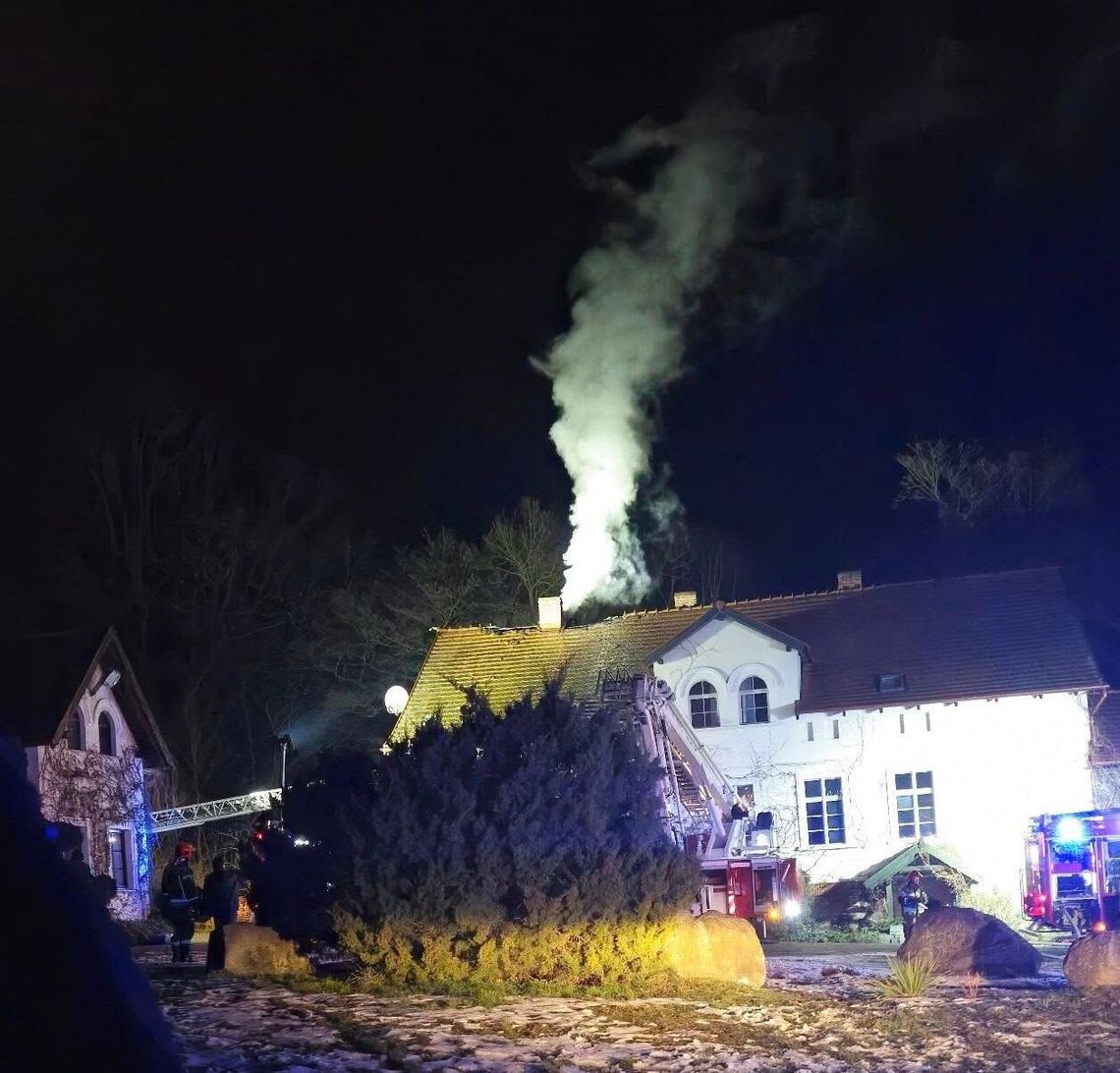 PILNE: Płonie restauracja w Kręskim Młynie! Na miejsce dosyłane są kolejne jednostki