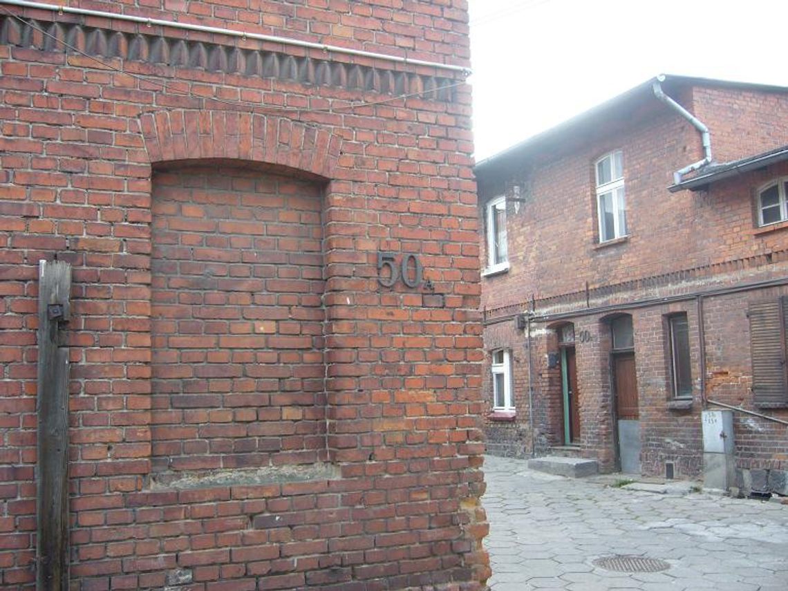 Płatny seks – niebezpieczne ogłoszenia - internetowy oszut oferuje dziewczynom "atrakcyjną pracę". Zarobki do 100 funtów za "godzinkę" Płatny seks – niebezpieczne ogłoszenia - internetowy oszut oferuje dziewczynom "atrakcyjną pracę". Zarobki do 100 funtów za "godzinkę"