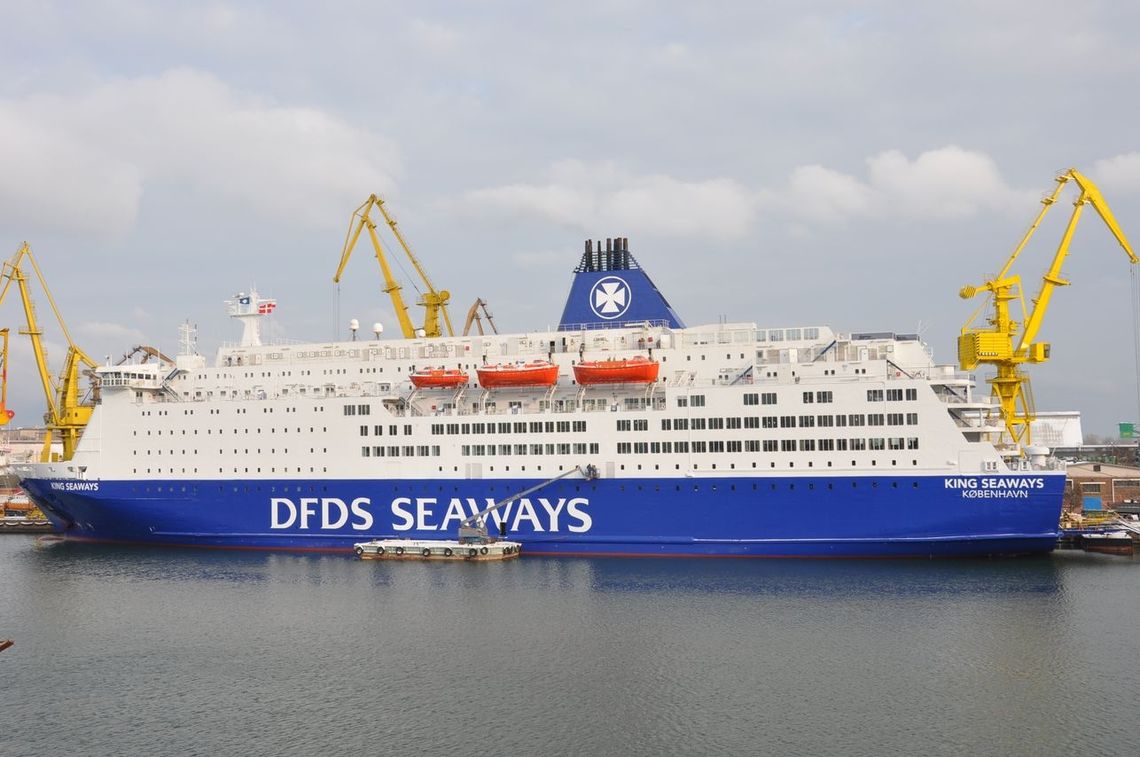 Płetwy steru wzbogacone o „gruszki-opływki”. „King Seaways” - ex. „Val de Loire” Płetwy steru wzbogacone o „gruszki-opływki”. „King Seaways” - ex. „Val de Loire”