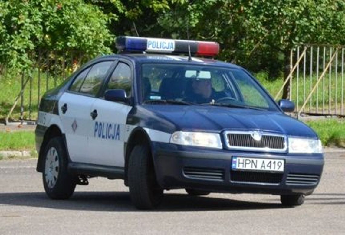 Po dymie do gangu kablarzy Po dymie do gangu kablarzy