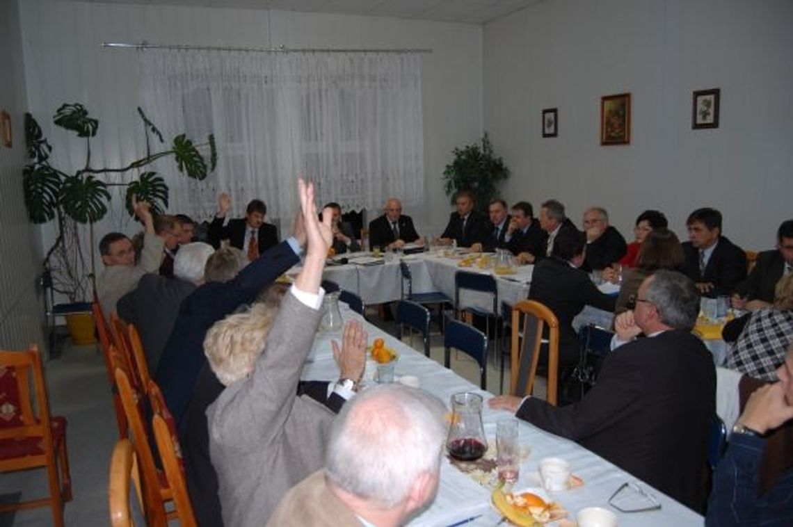 PO KONTROLI NIK. Burzliwa Sesja Rady Powiatu Tczewskiego PO KONTROLI NIK. Burzliwa Sesja Rady Powiatu Tczewskiego