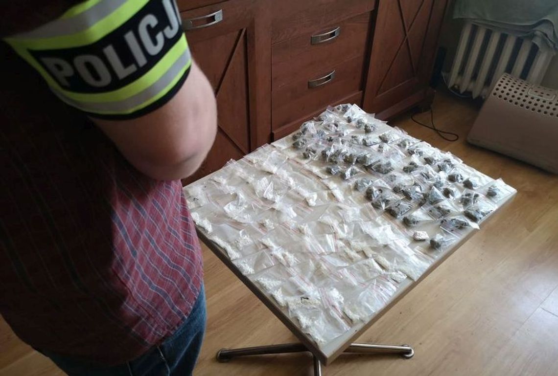 „Po nitce do kłębka” - od wódki poprzez marihuanę, aż do amfetaminy