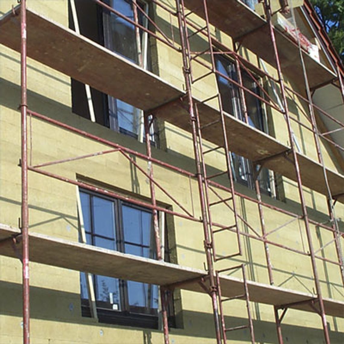 Po rusztowaniu do mieszkania Po rusztowaniu do mieszkania