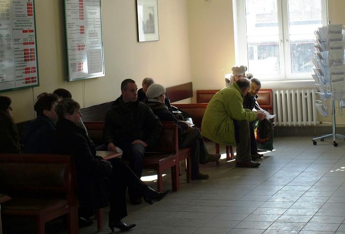 Po zasiłki pogrzebowe do sąsiedniego powiatu Po zasiłki pogrzebowe do sąsiedniego powiatu