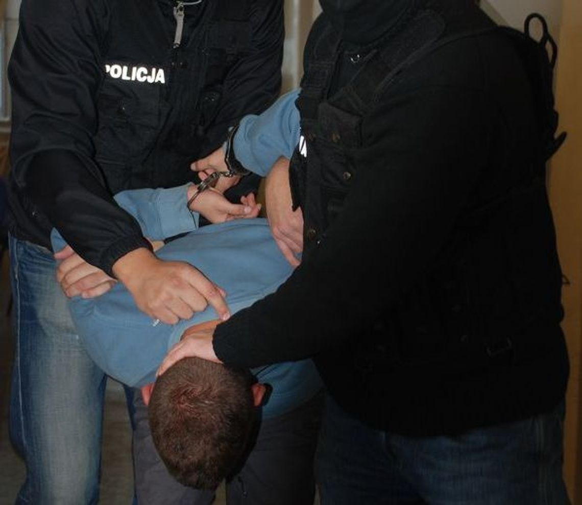 Pobicie dla "zabawy", areszt - bez żartów Pobicie dla "zabawy", areszt - bez żartów