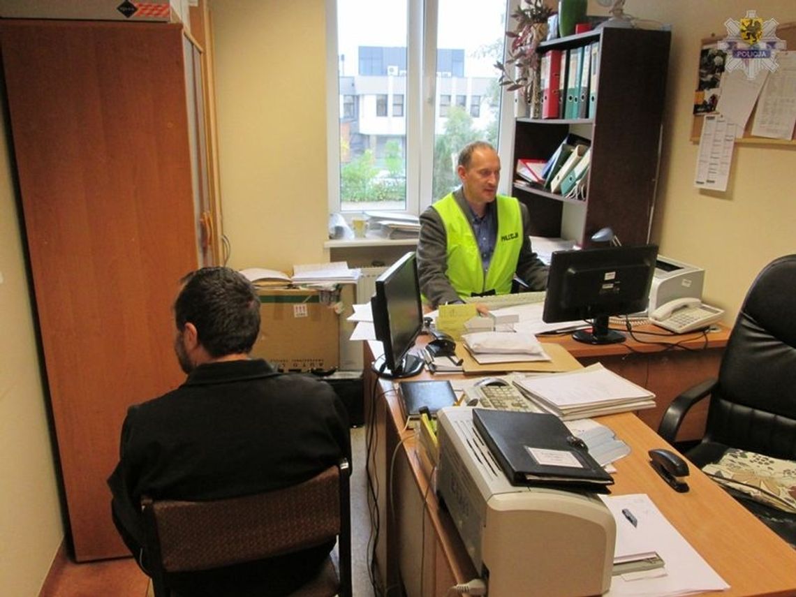 Pobili i ukradli pieniądze Pobili i ukradli pieniądze