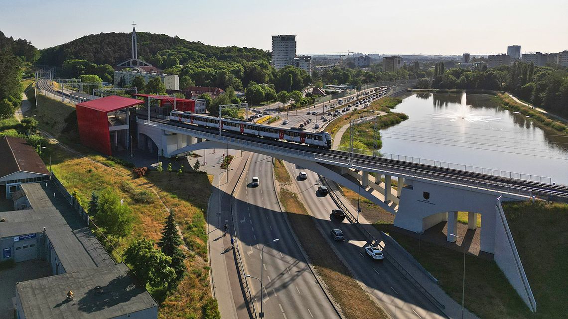Pociągiem z Tczewa pojedziemy bezpośrednio na gdańskie lotnisko Pociągiem z Tczewa pojedziemy bezpośrednio na gdańskie lotnisko