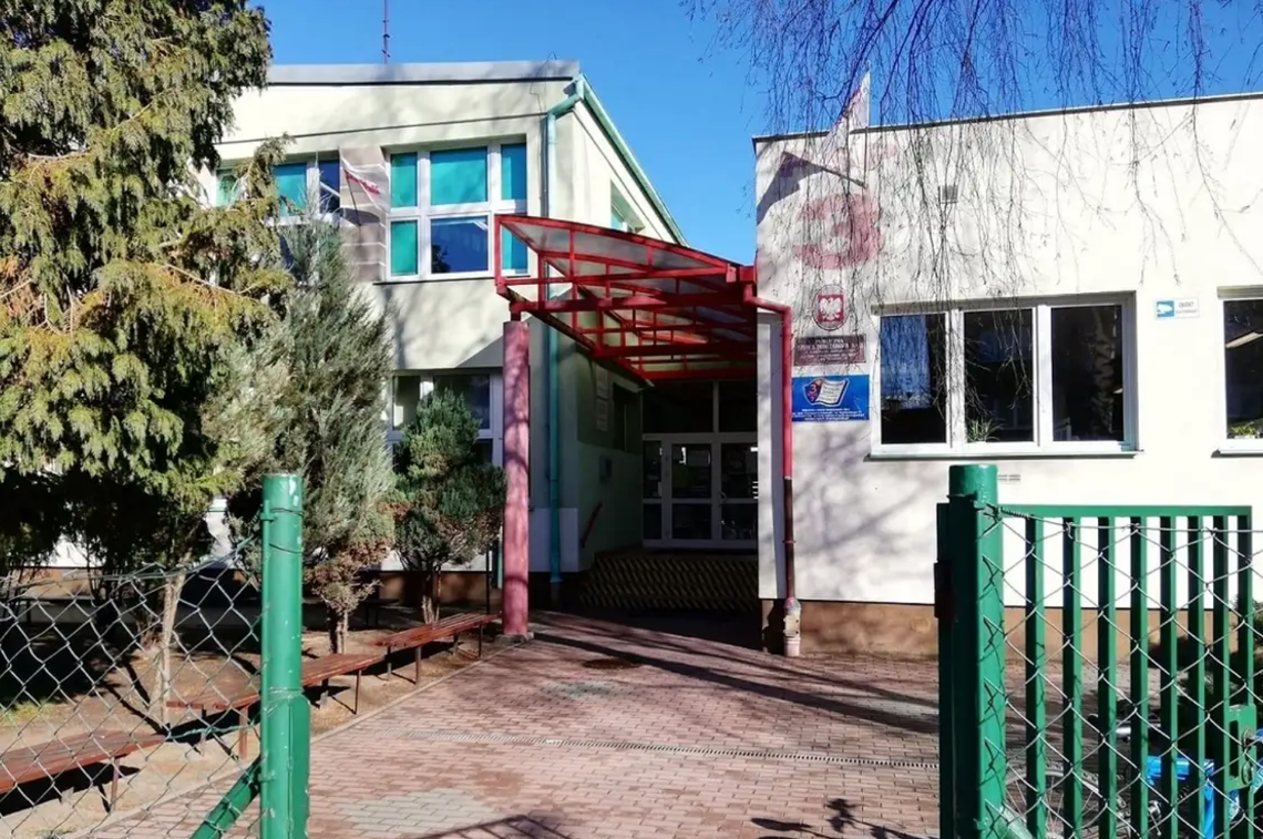 Podstawówki gotowe na powrót uczniów. Zajęcia odwołano tylko w jednej szkole średniej