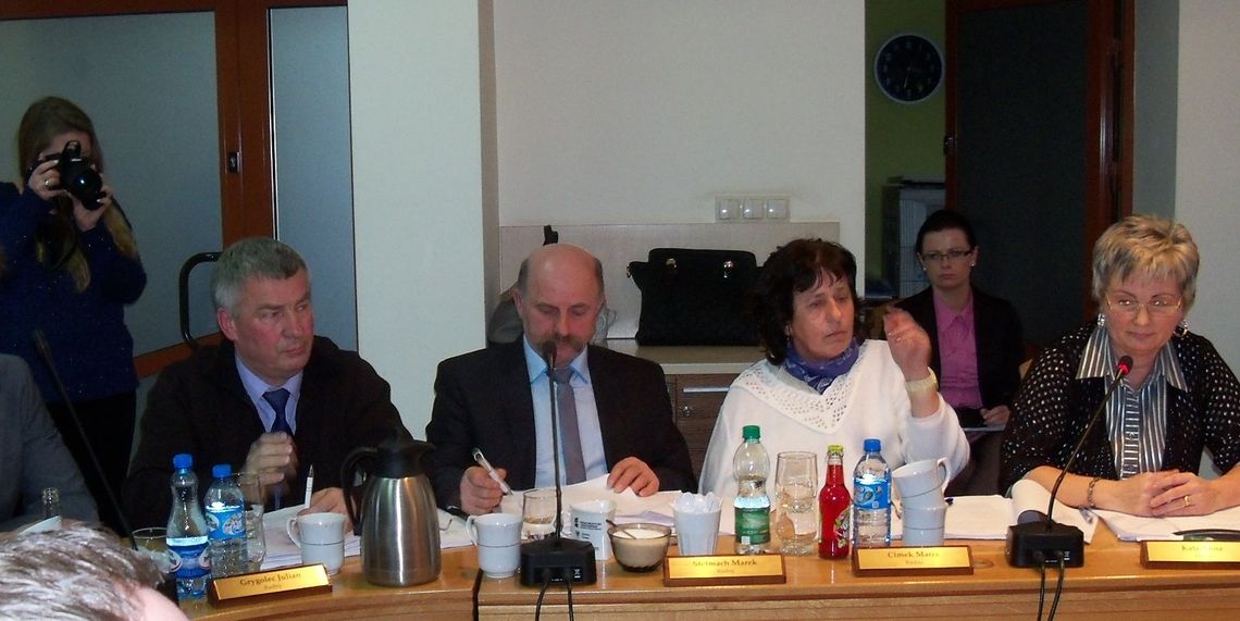 Pokaz siły radnych Impulsu? Wykreślili przyklepane inwestycje Pokaz siły radnych Impulsu? Wykreślili przyklepane inwestycje