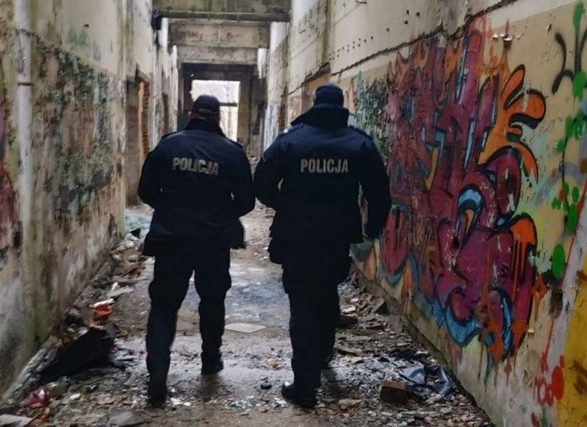 Policja ostrzega: nie bądź obojętny, reaguj gdy ktoś może zamarznąć Policja ostrzega: nie bądź obojętny, reaguj gdy ktoś może zamarznąć