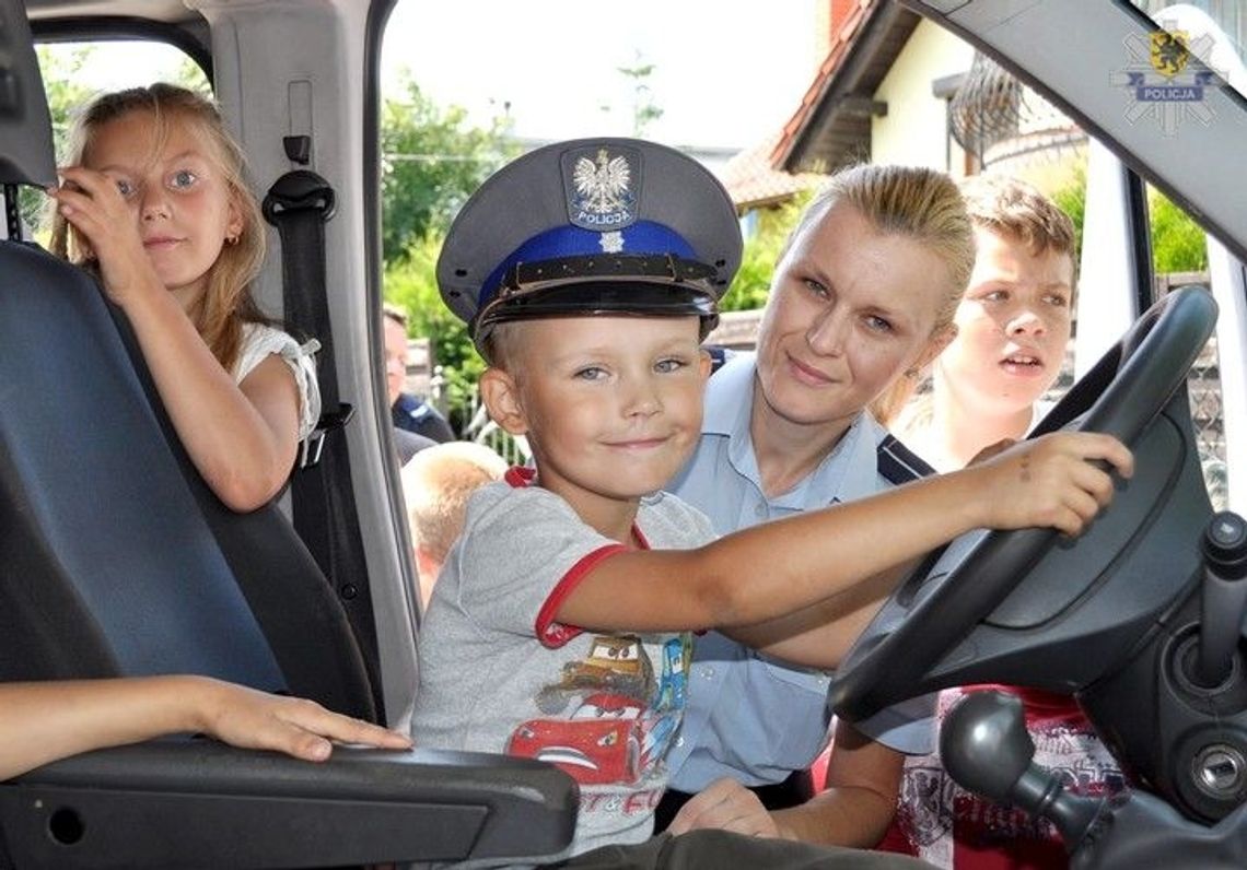 Policja zaprasza na Dzień Otwarty do starogardzkiej Komendy Policja zaprasza na Dzień Otwarty do starogardzkiej Komendy