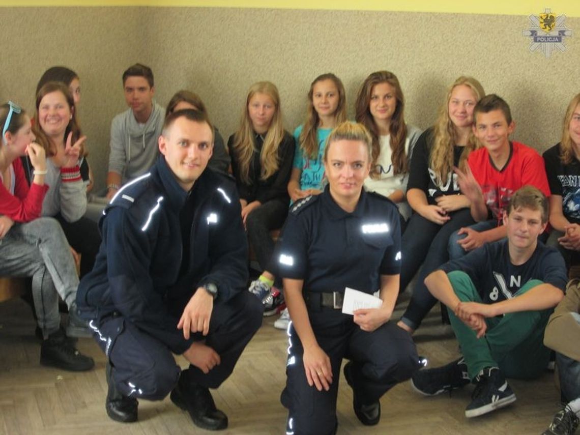 Policjanci z wizytą w gimnazjum