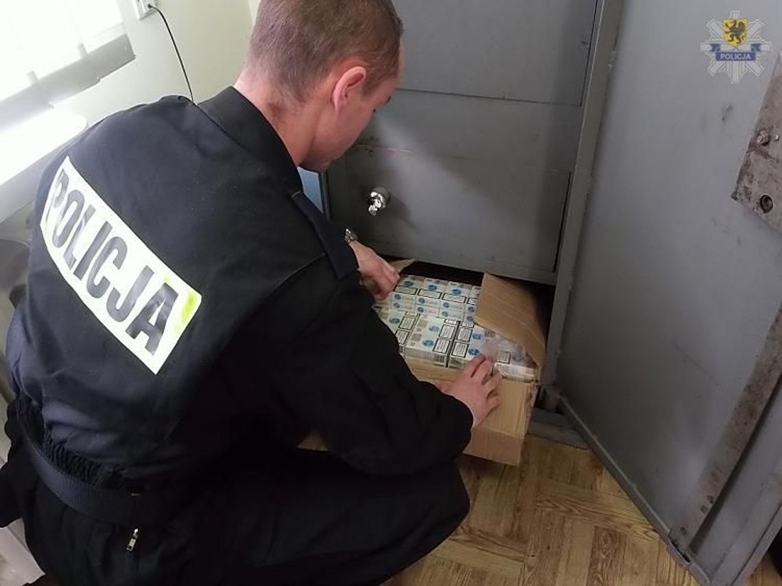 Policjanci zabezpieczyli nielegalne papierosy Policjanci zabezpieczyli nielegalne papierosy