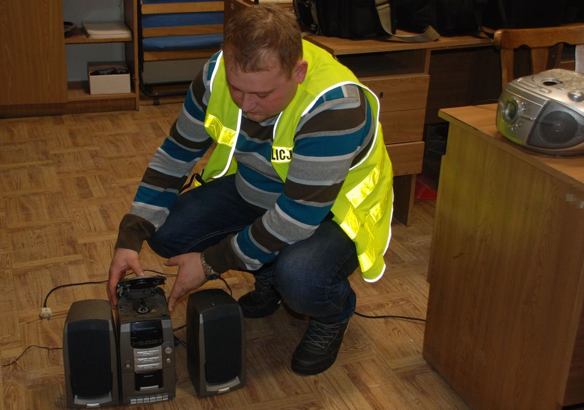 Policjanci zatrzymali włamywacza Policjanci zatrzymali włamywacza