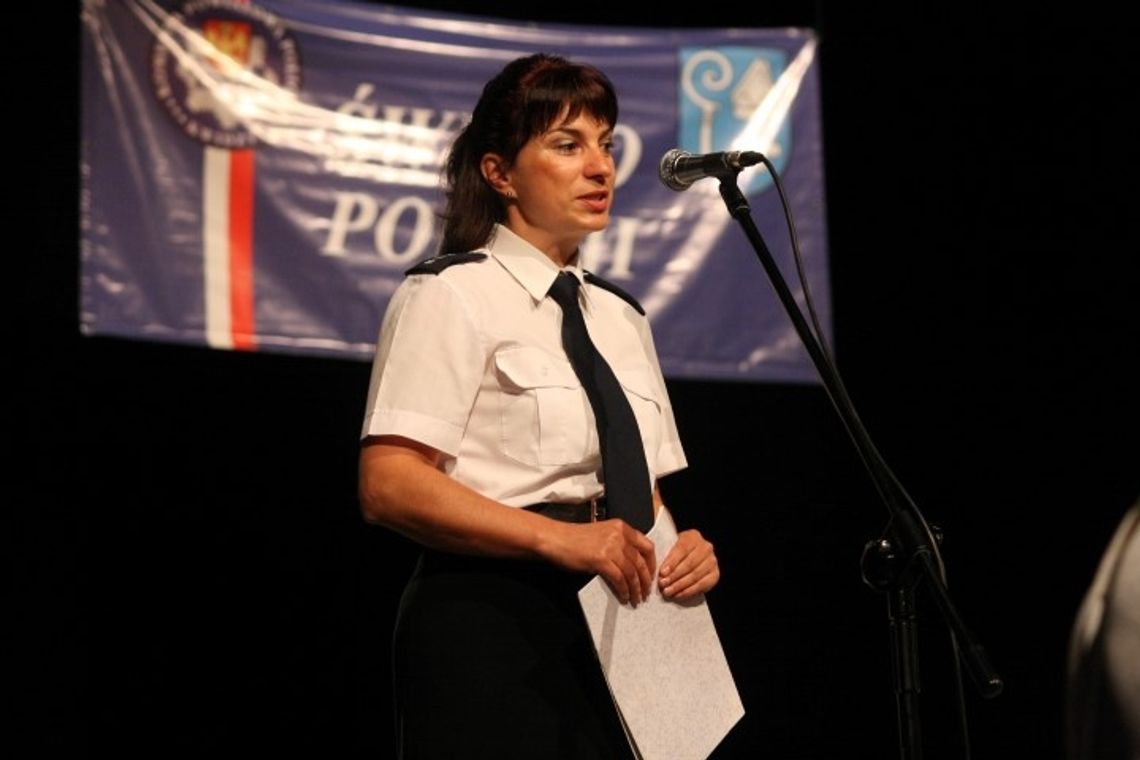 Policjantka z Kwidzyna odznaczona medalem Komisji Edukacji Narodowej