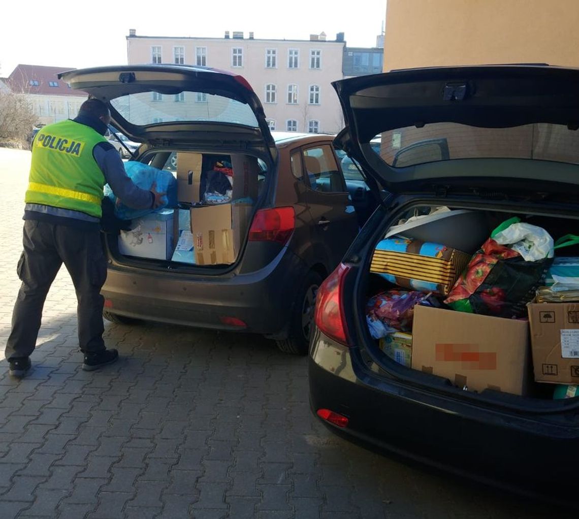Policyjna zbiórka darów dla uchodźców z Ukrainy