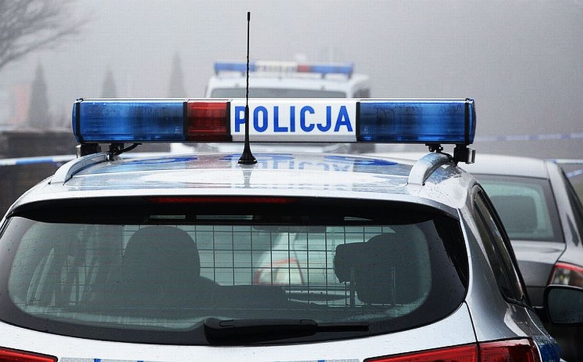 Policyjny pościg za czarnym BMW. Szeroko zakrojona policyjna akcja? Kogo ściga policja?