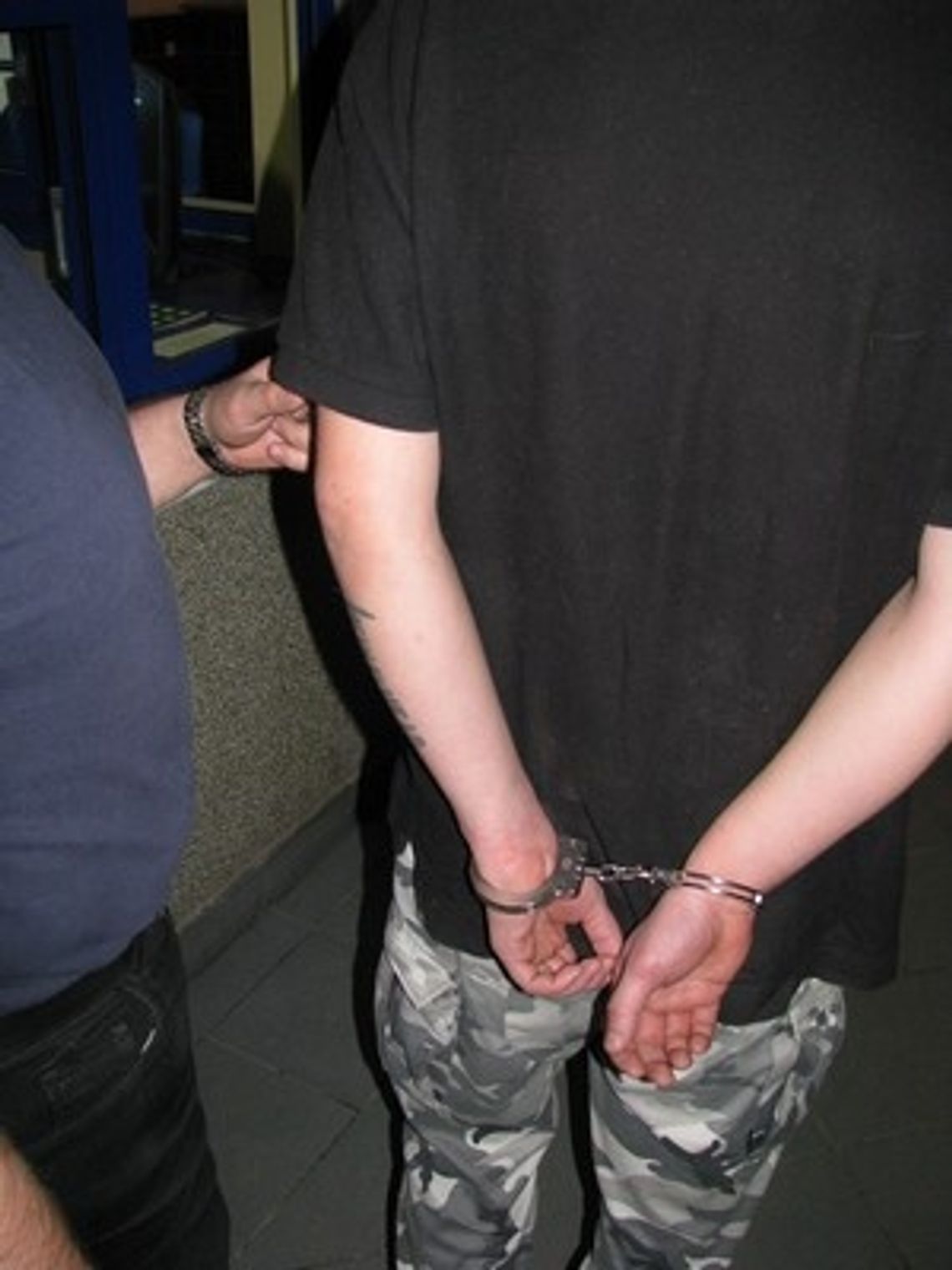 Polubił areszt? Polubił areszt?