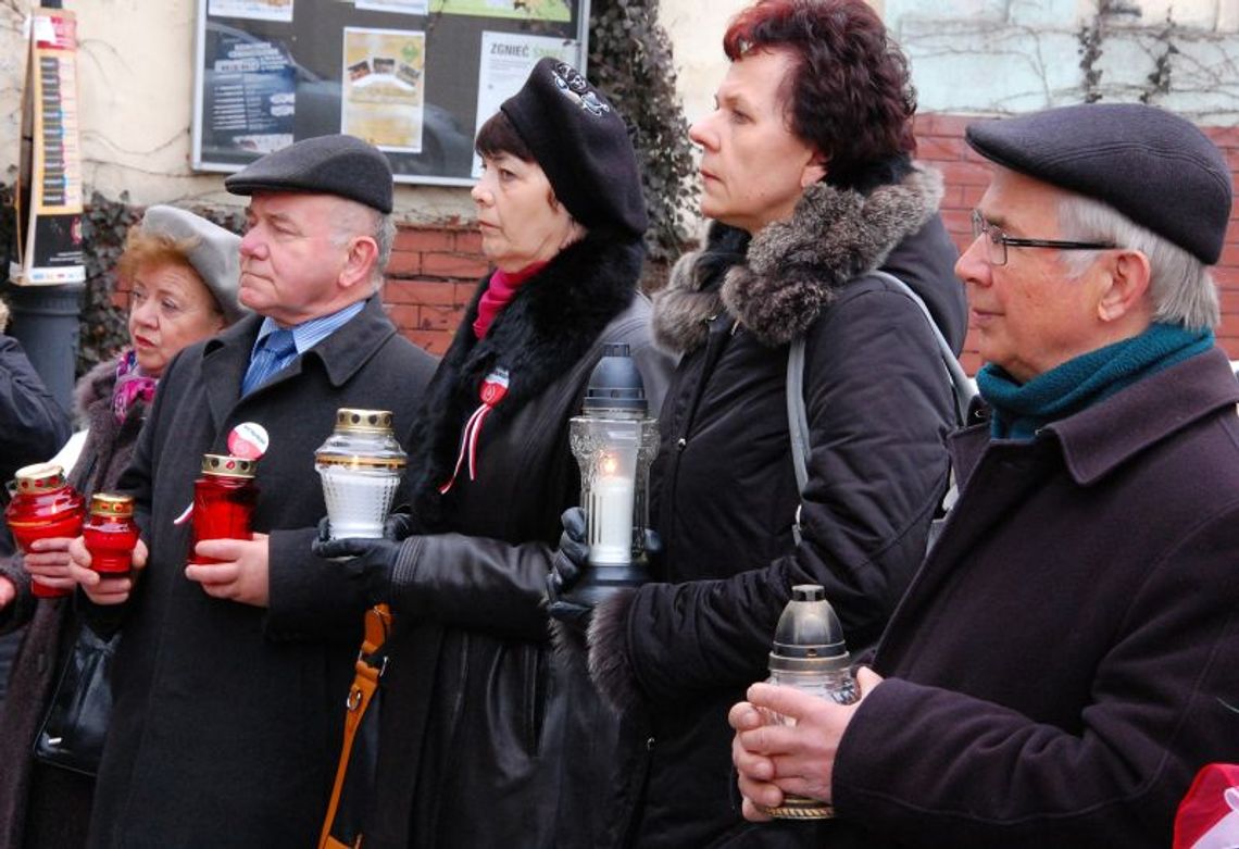 Pomnik wzbudza dyskusje. Apel komitetu o spokój i szacunek Pomnik wzbudza dyskusje. Apel komitetu o spokój i szacunek
