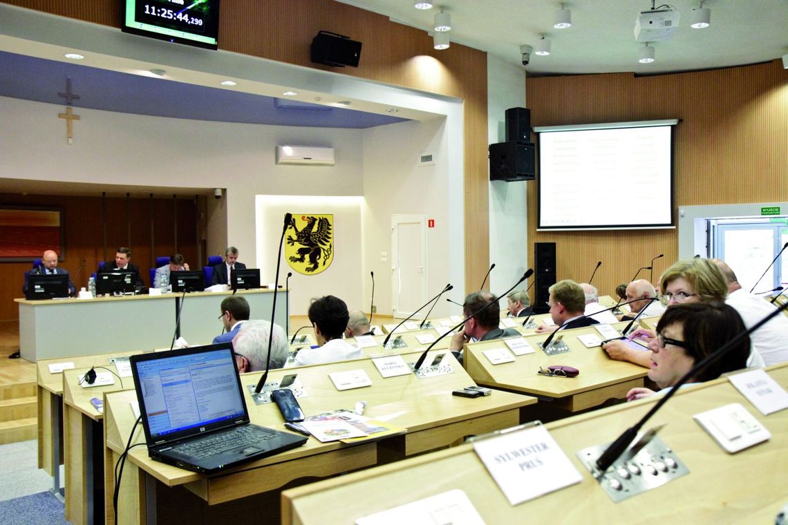 Pomorski sejmik bez rewolucji. Kiedy wyniki?! Pomorski sejmik bez rewolucji. Kiedy wyniki?!