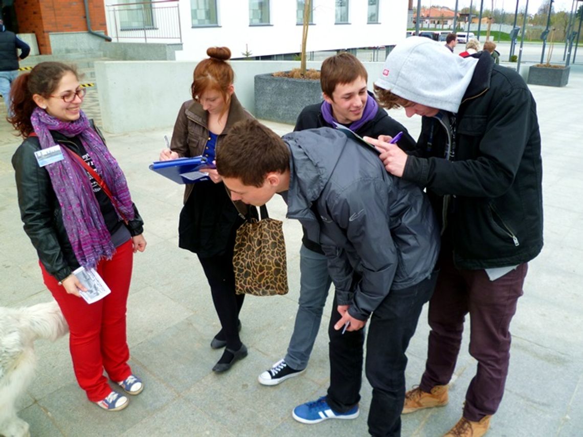Ponad tysiąc podpisów za historyczną odbudową mostu Ponad tysiąc podpisów za historyczną odbudową mostu