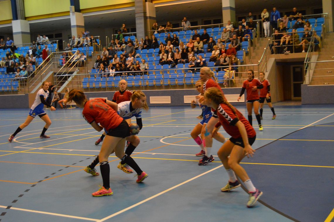 Porażka samborzanek na inaugurację sezonu 