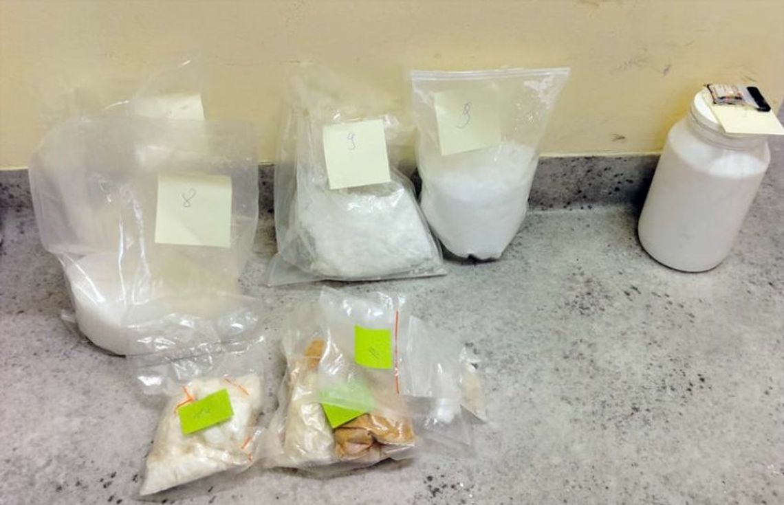 Posiadał 6 kilogramów różnych narkotyków czyli koło dwóch milionów zł Posiadał 6 kilogramów różnych narkotyków czyli koło dwóch milionów zł