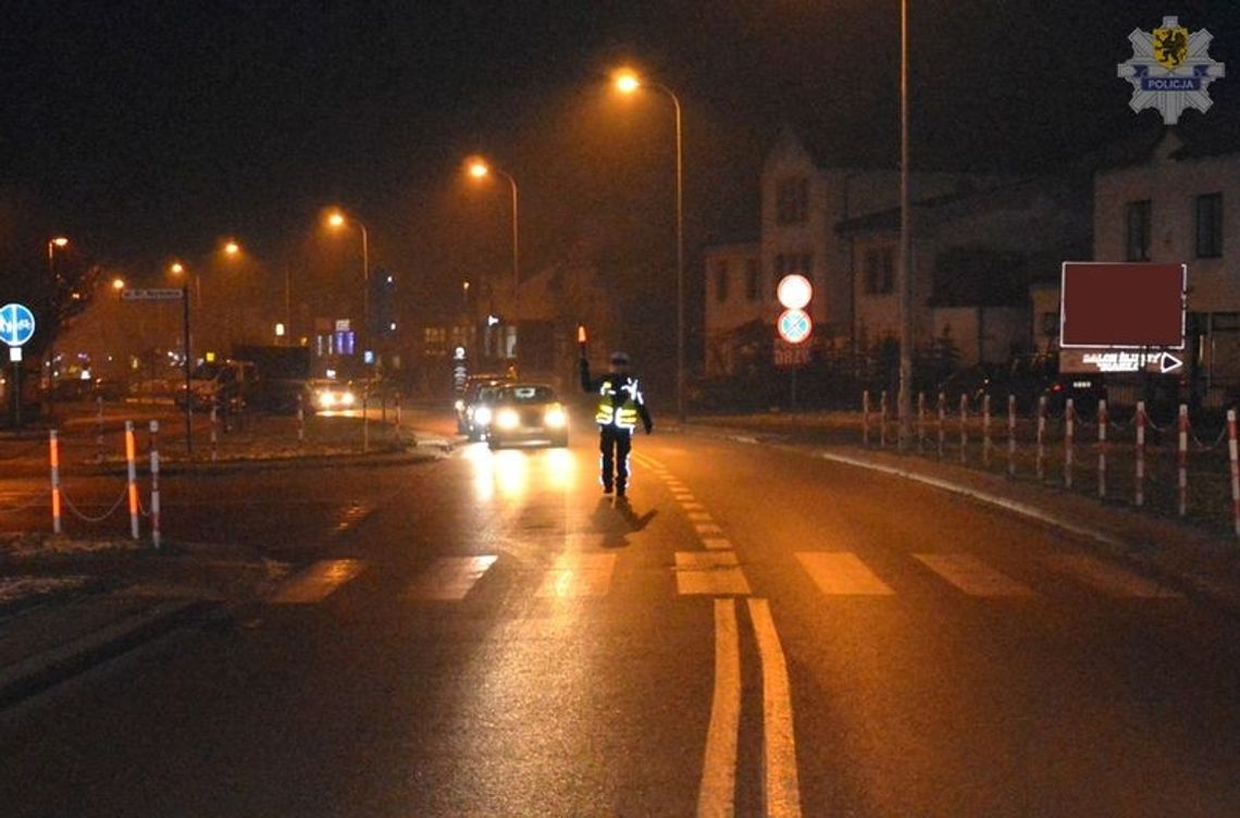 Potrącenie na pasach. Dwie osoby trafiły do szpitala