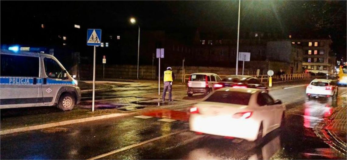 Potrącił pieszą w Słupsku. Zatrzymane prawo jazdy 20-letniemu kierowcy