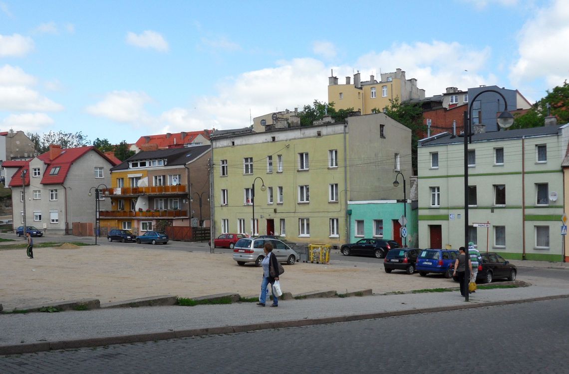 Potrąciła pieszą i odjechała! Kto siedział za "kółkiem"?