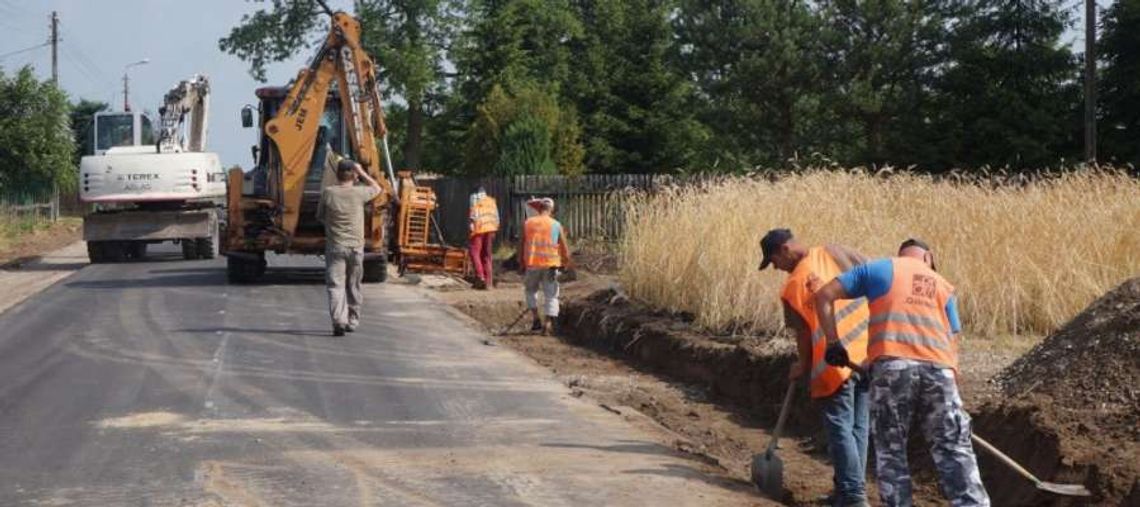 Powalczą o „schetynówki” . Nasze gminy szukają środków na inwestycje Powalczą o „schetynówki” . Nasze gminy szukają środków na inwestycje