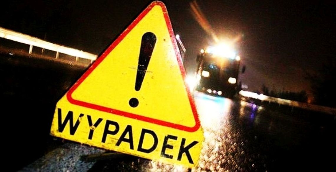 Poważny wypadek na skrzyżowaniu w gminie Ryjewo. Ranna pasażerka trafiła do szpitala