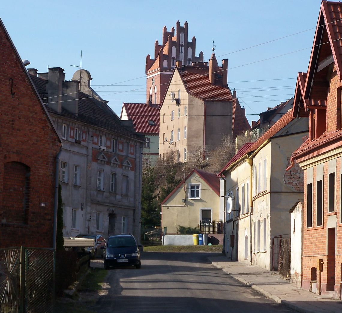 Powiat oddaje gminie ulicę Wiślaną w Gniewie Powiat oddaje gminie ulicę Wiślaną w Gniewie