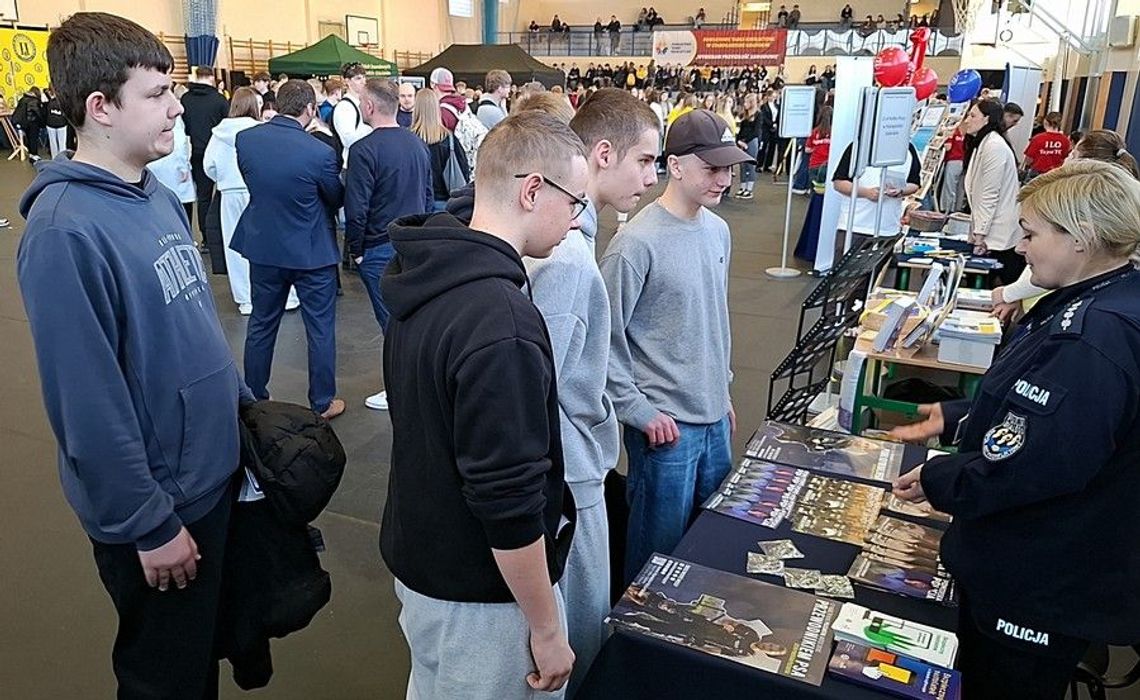 Powiatowe Targi Edukacyjne pn. Wybieram przyszłość zawodową
