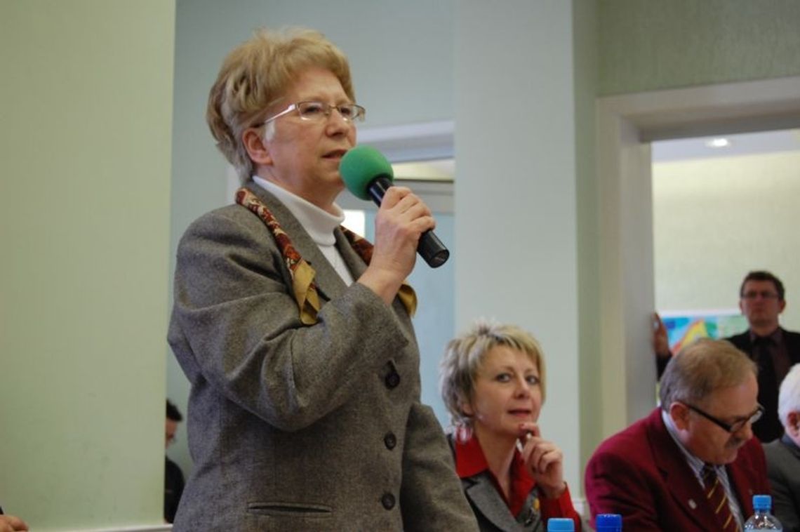 Powiatowy Ośrodek Sportu - nie ma likwidacji, będzie reorganizacja