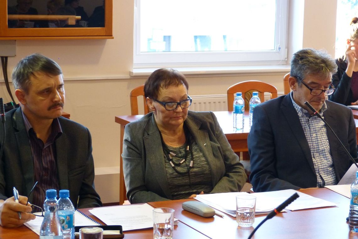 Powiatowy pokaz siły. Radni wybrali członków komisji Powiatowy pokaz siły. Radni wybrali członków komisji