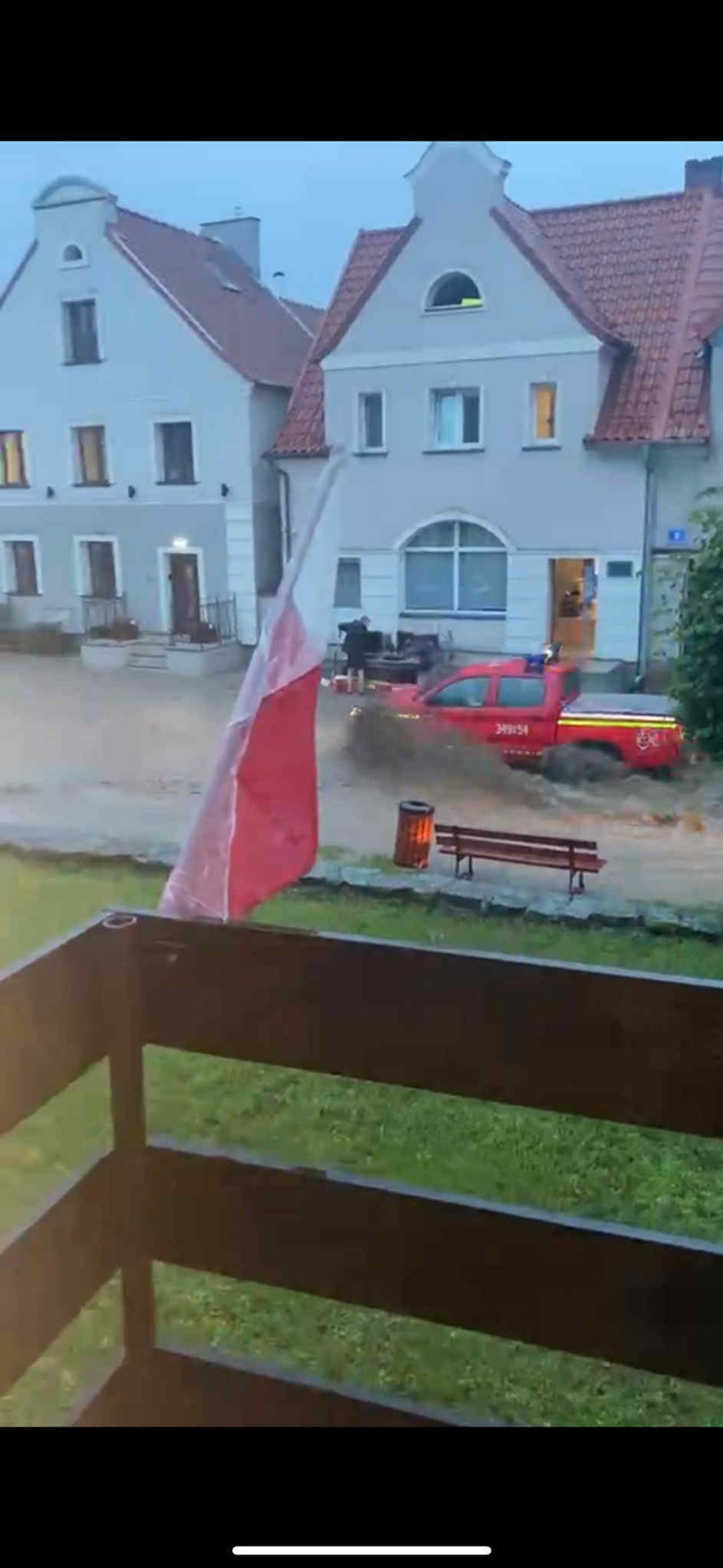 Powódź w powiecie elbląskim. Zalane ulice, piwnice i domy – mieszkańcy walczyli z żywiołem