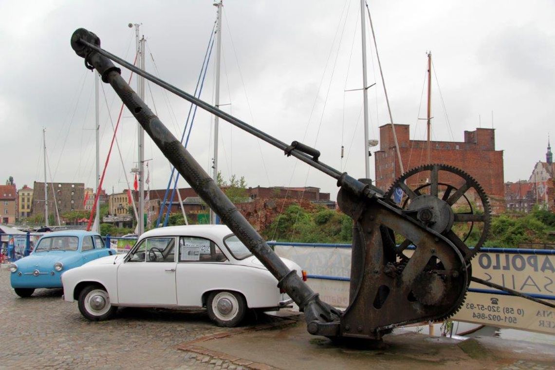 Powrót żurawia do portu