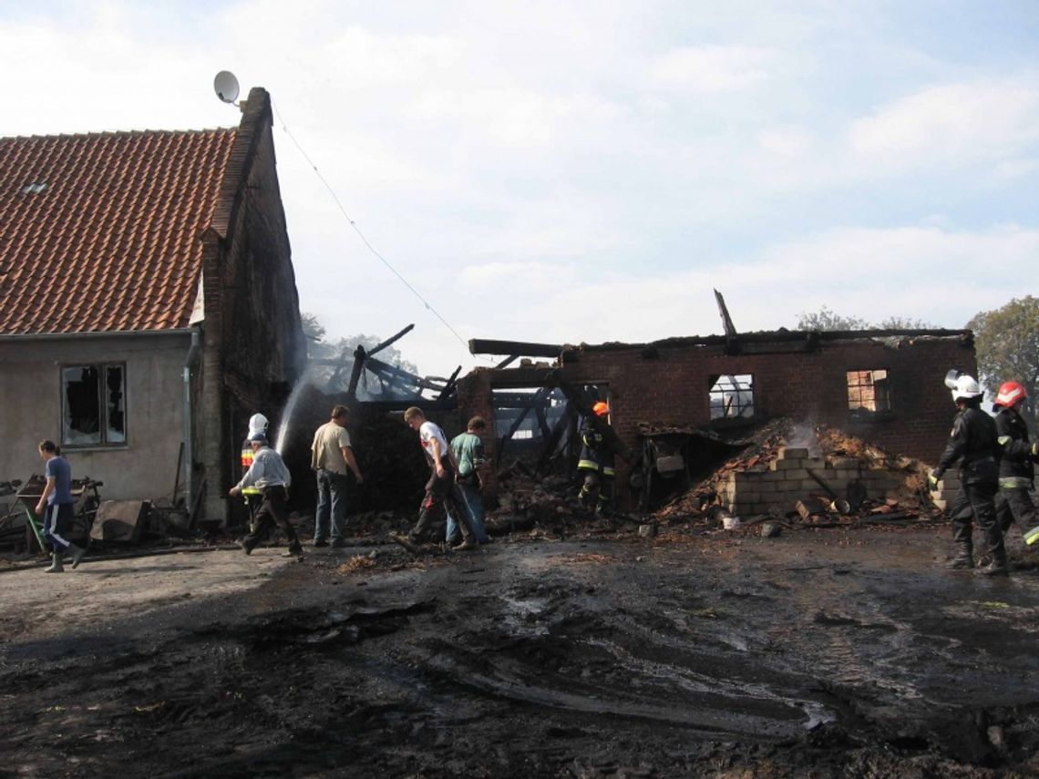 Pożar jakiego dawno nie było! Rolnik stracił prawie wszystko