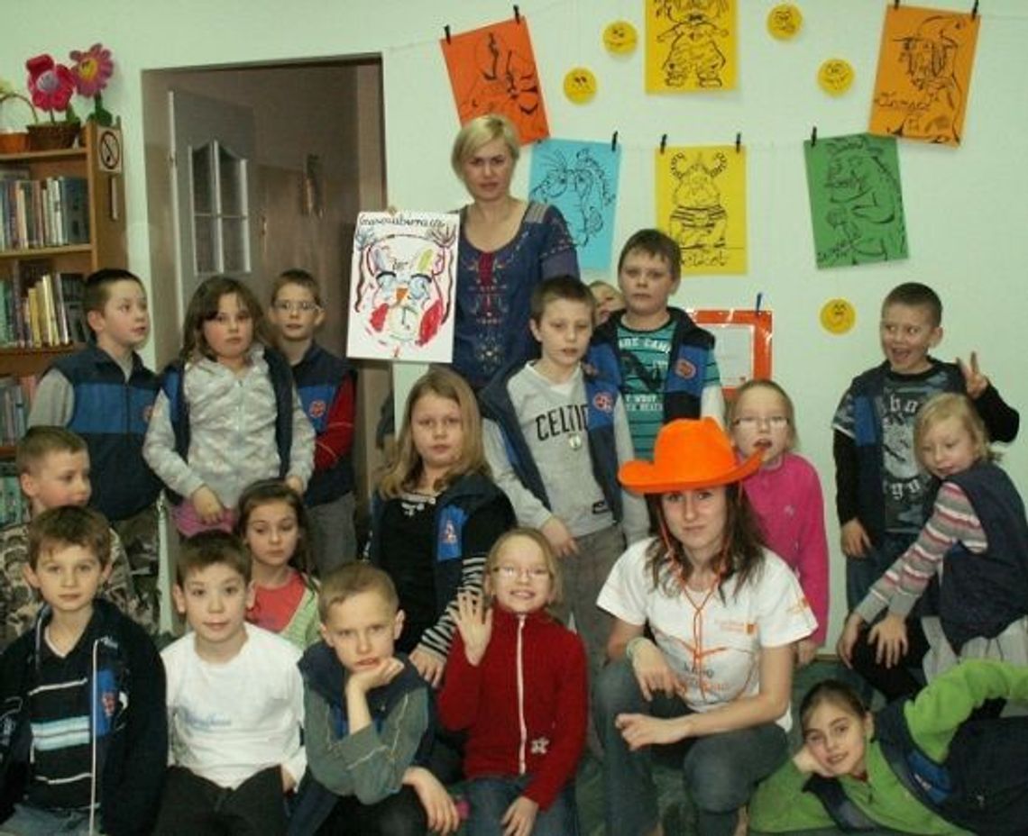 „Poznaj bezpieczny Internet”. Firewall i helpline, czyli w wirtualnym świecie