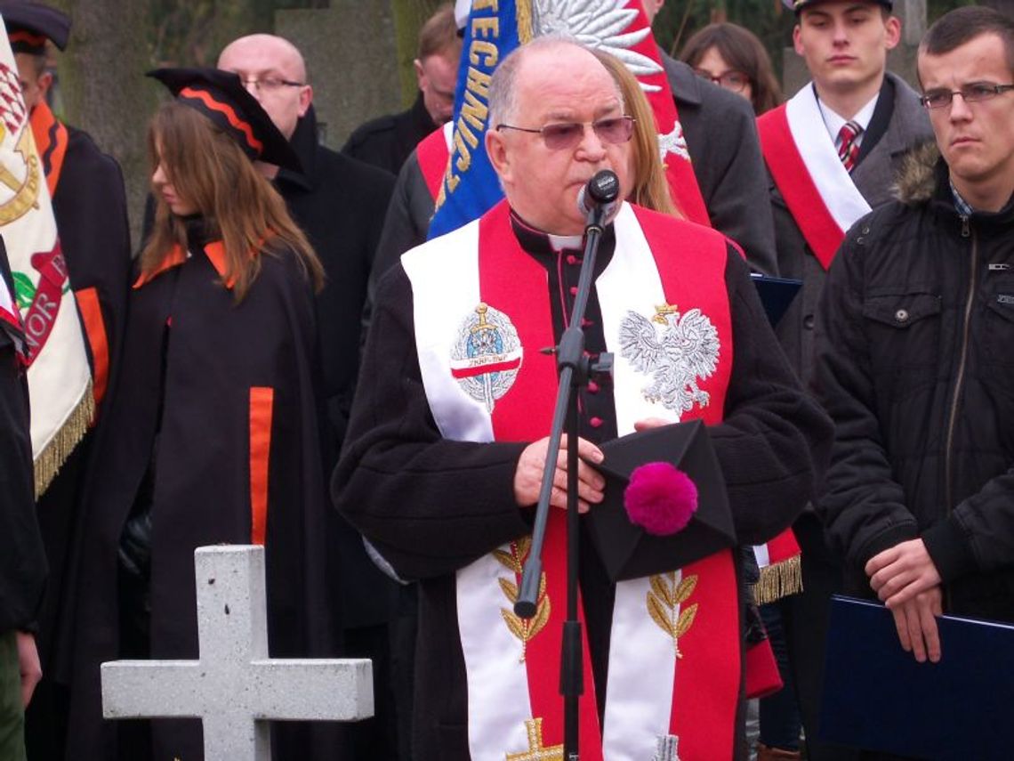 Prałat Piotr Wysga przechodzi na emeryturę . Zobacz kto go zastąpi Prałat Piotr Wysga przechodzi na emeryturę . Zobacz kto go zastąpi
