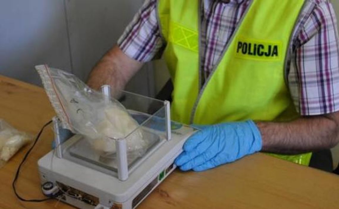 Prawie kilogram narkotyków w mieszkaniu w Subkowach! Prawie kilogram narkotyków w mieszkaniu w Subkowach!