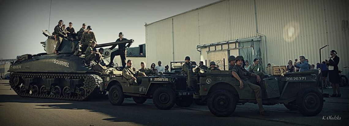 Prezentacja samochodu Willys MB / otwarcie wystawy „Milion zza oceanu”