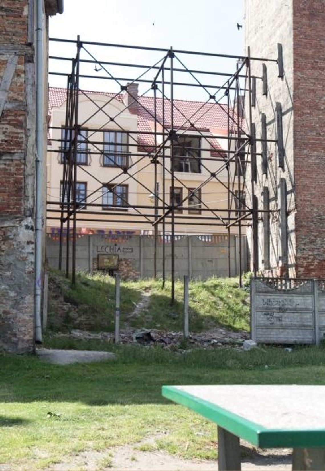 Program rewitalizacji na papierze, a starówka się sypie! Program rewitalizacji na papierze, a starówka się sypie!